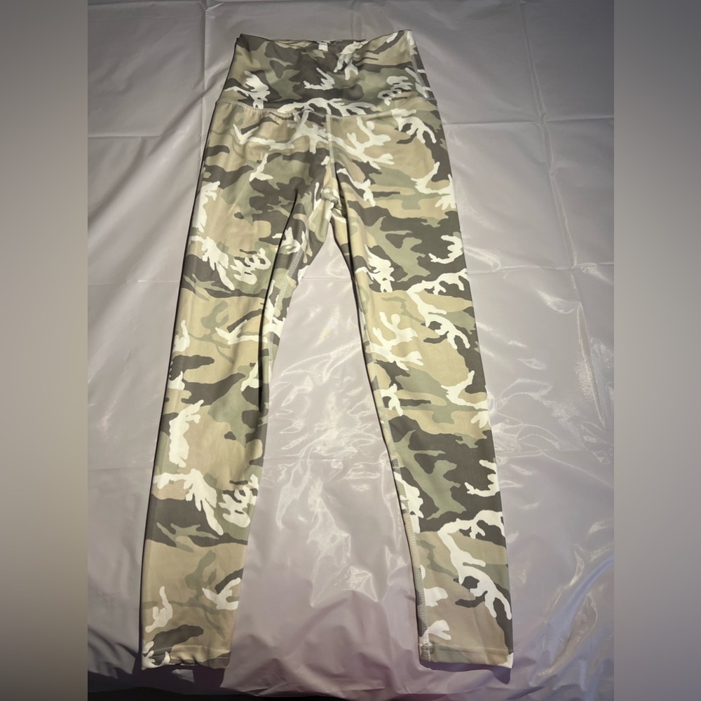 Camouflage women’s leggings